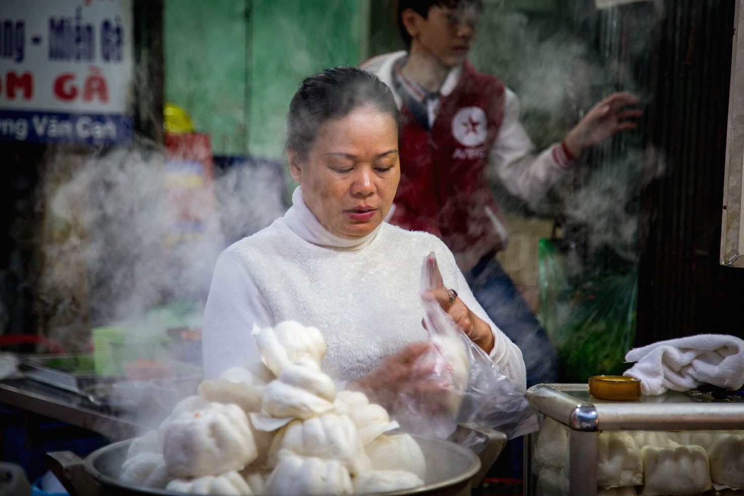 Hanoi-moments of yugen-Vietnamese woman